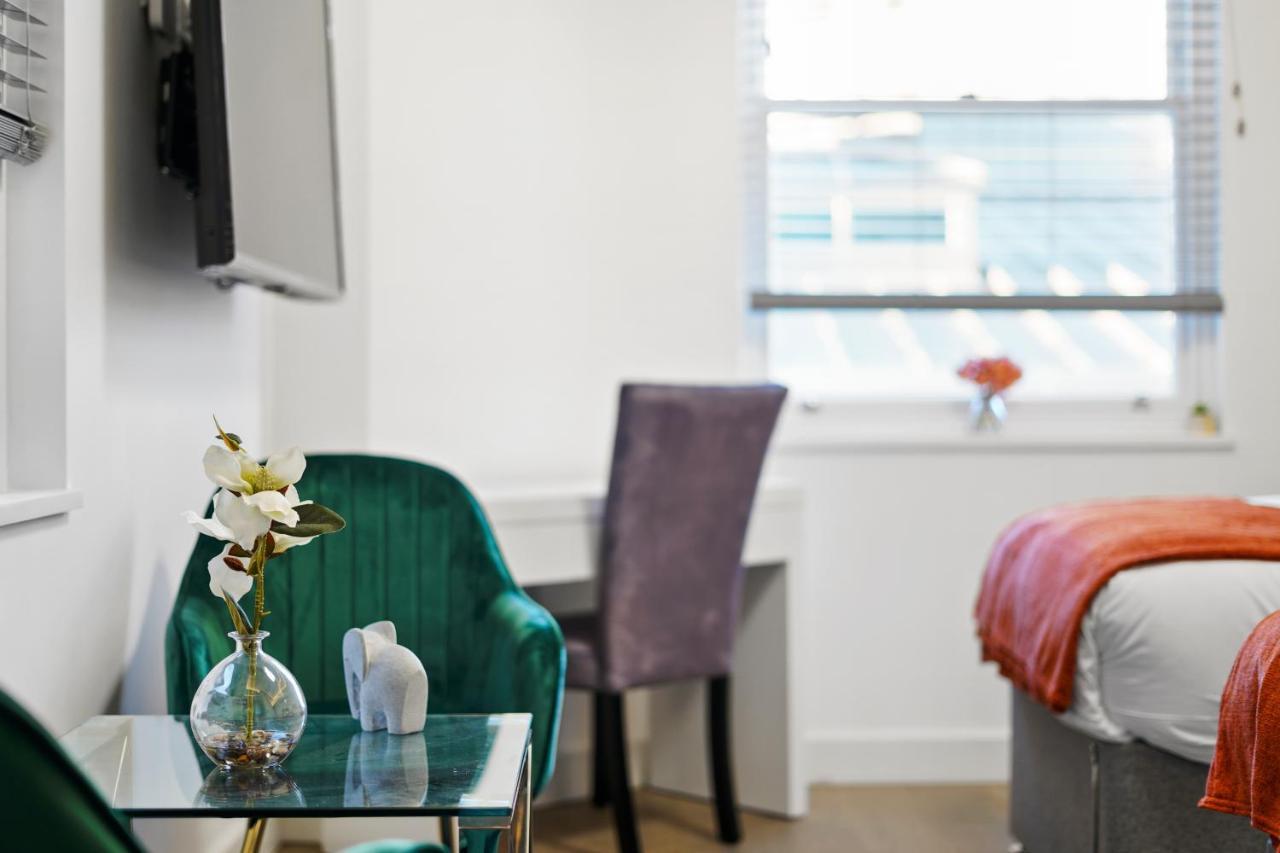 City Prime Apartments Londra Exterior foto A room at the hotel